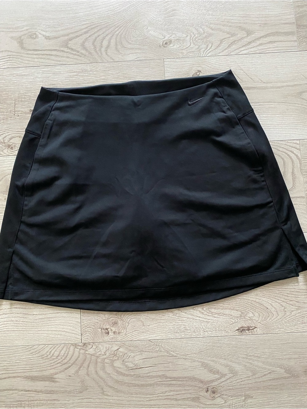 Nike Women’s Black Sport Skirt Size L